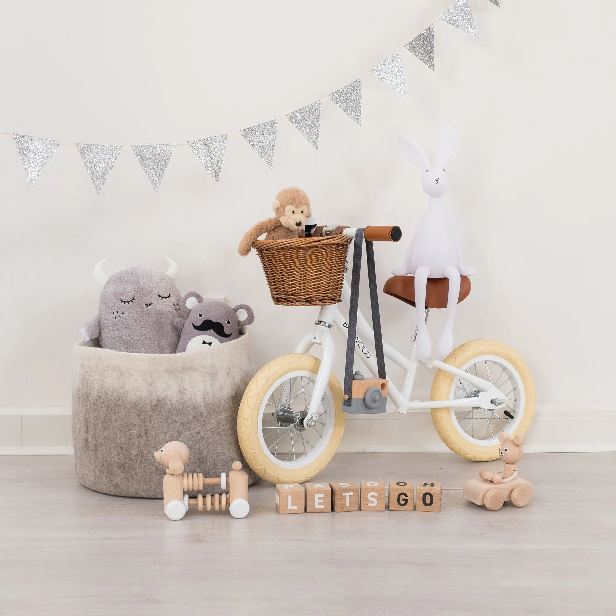 Banwood 'First Go!' Balance Bike - White