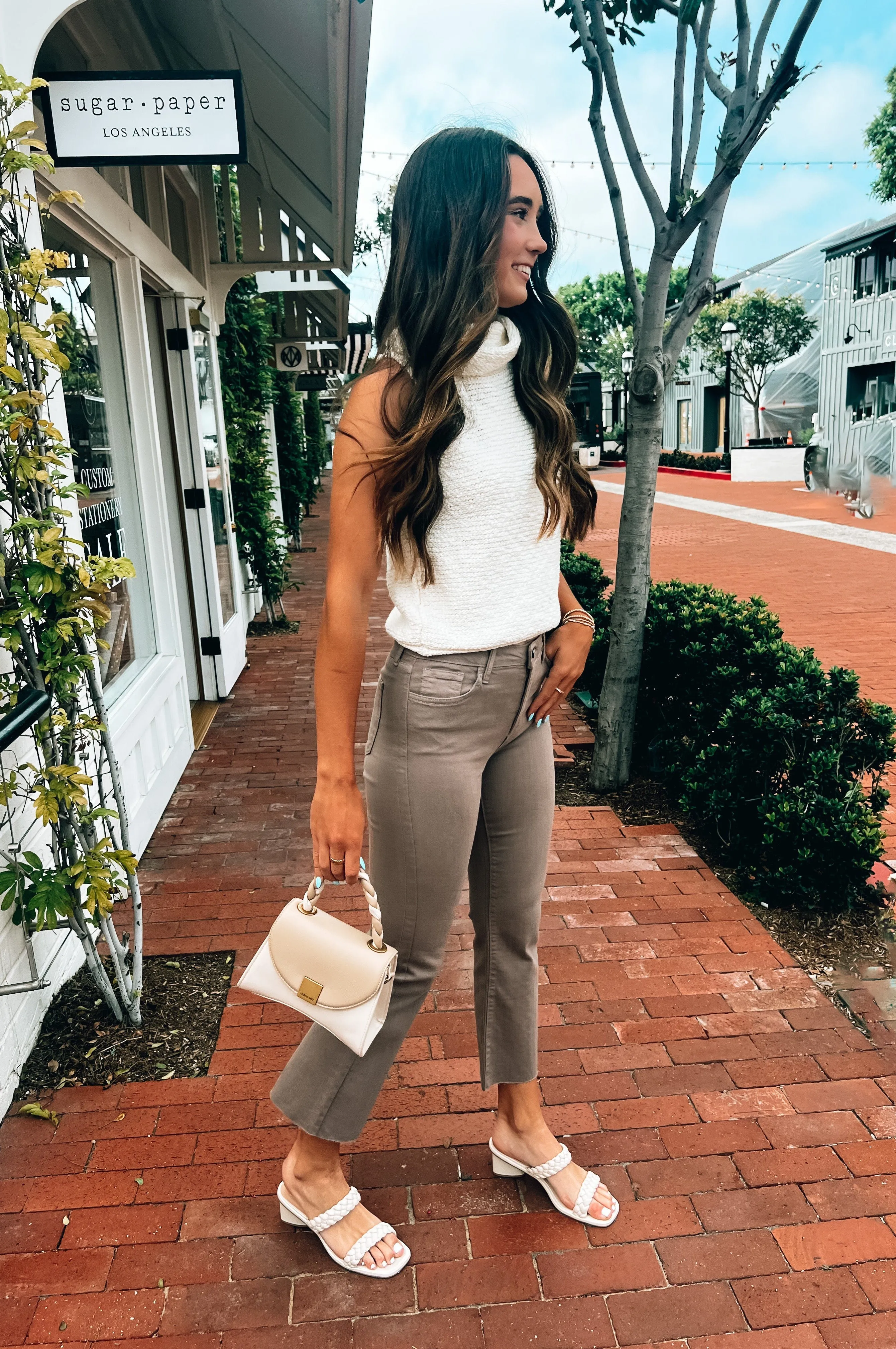 Dani Cropped Kick Flare Taupe