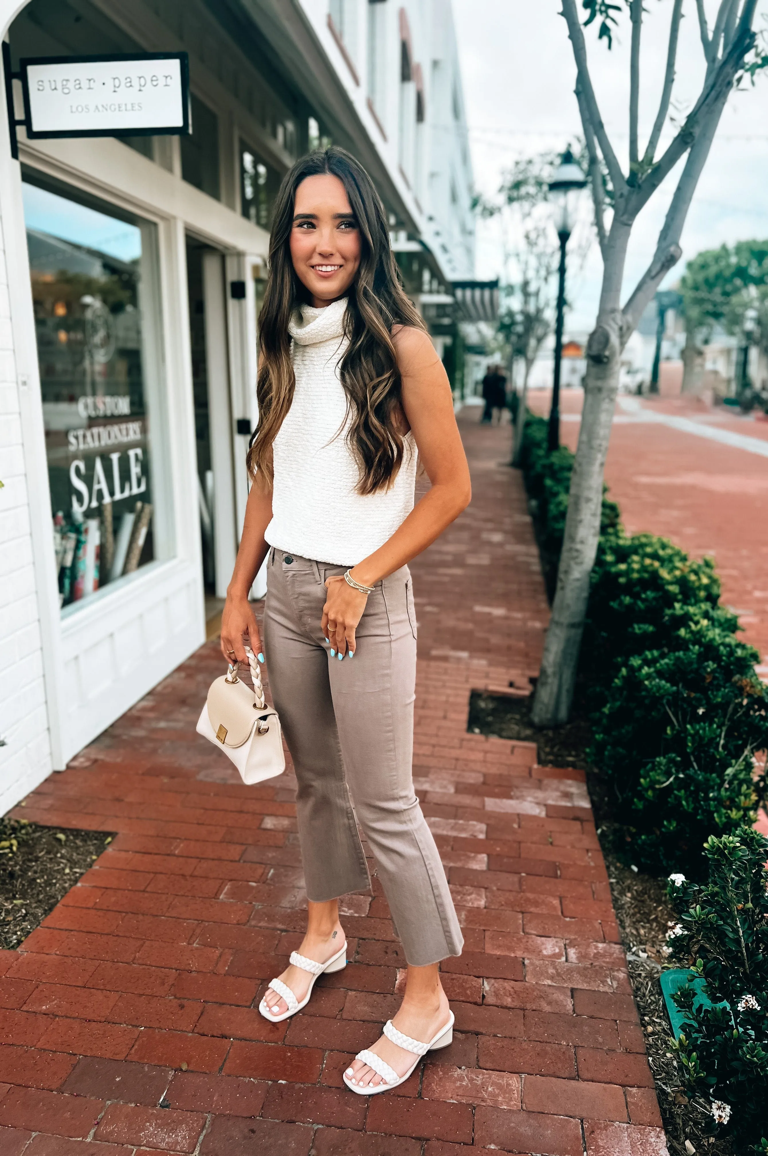 Dani Cropped Kick Flare Taupe