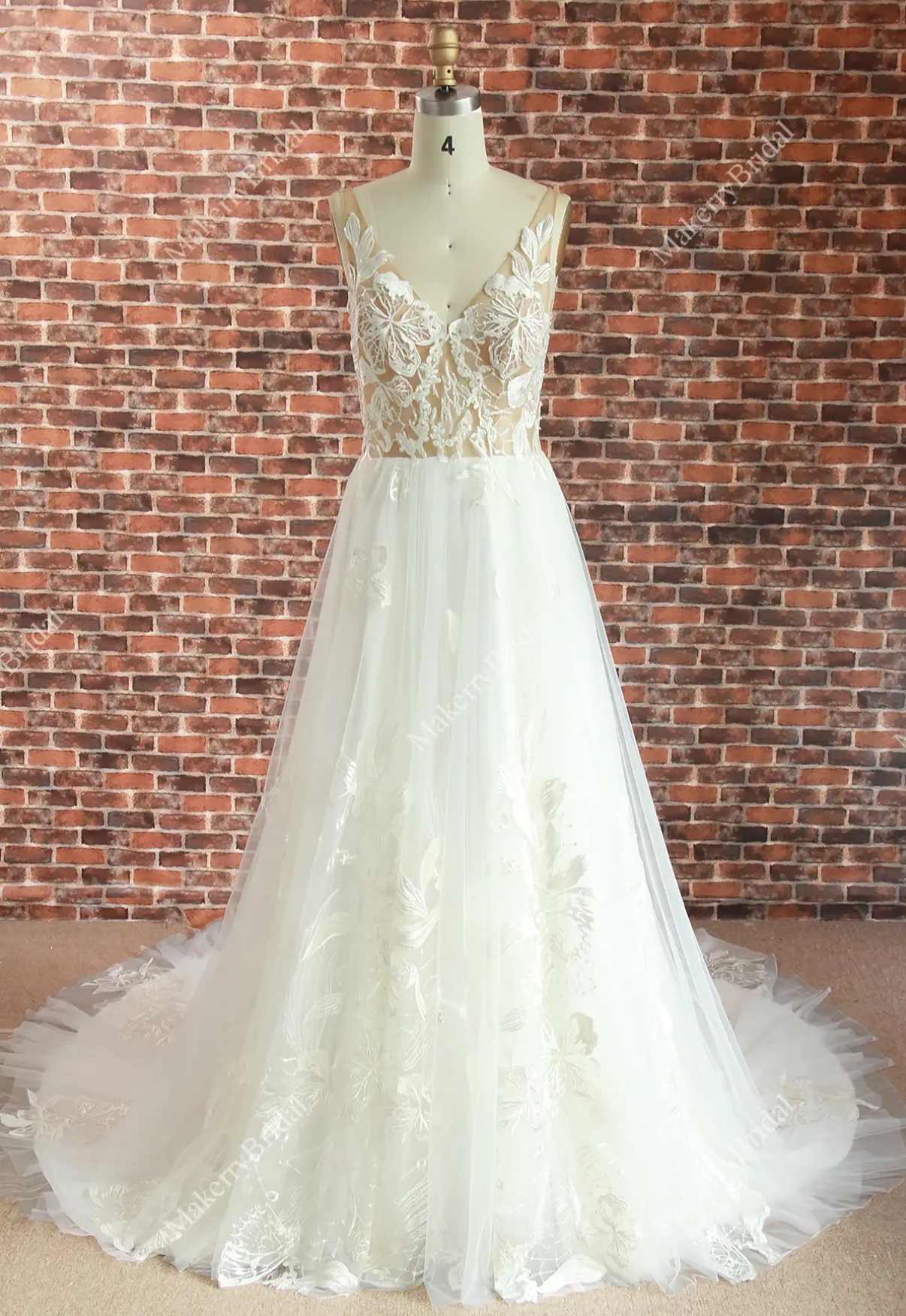 Dreamy Floral Lace Wedding Dress