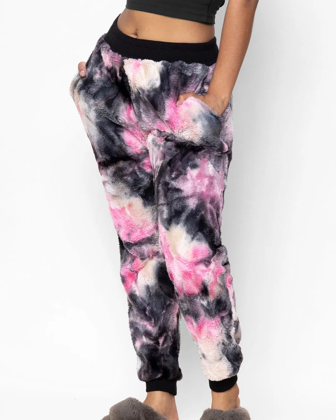 Ink Spotted Leopard ULTRA SOFT Faux Fur Sweatpants | Women's