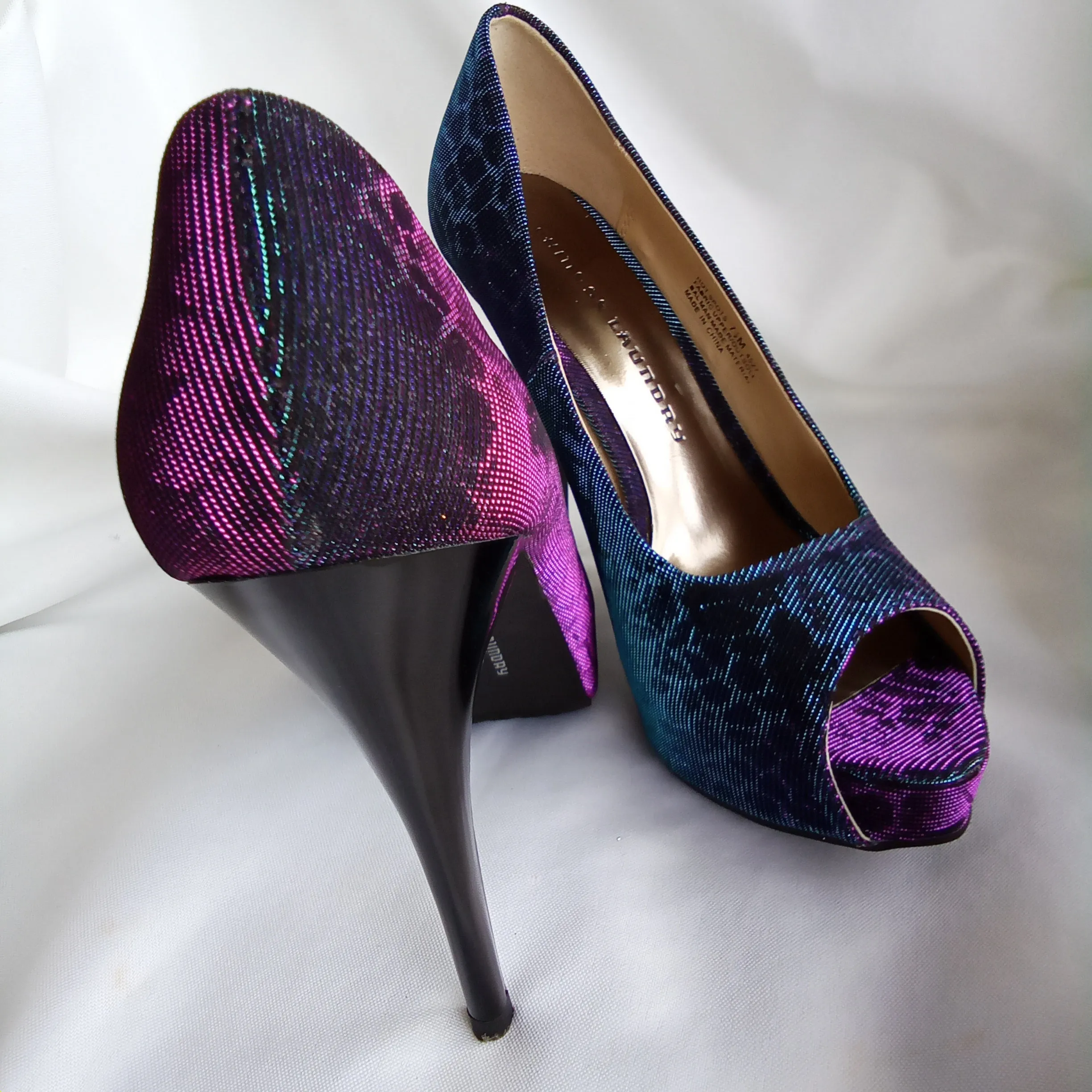 Iridescent Pumps | Chinese Laundry | Hot Spots - Giraffe - Blue Multi