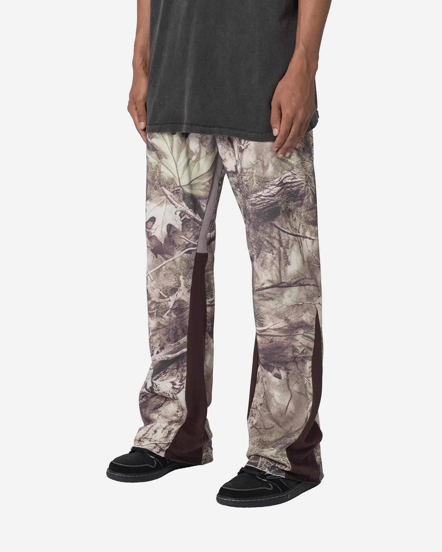 MNML Contrast Bootcut Sweatpants Tree Camo