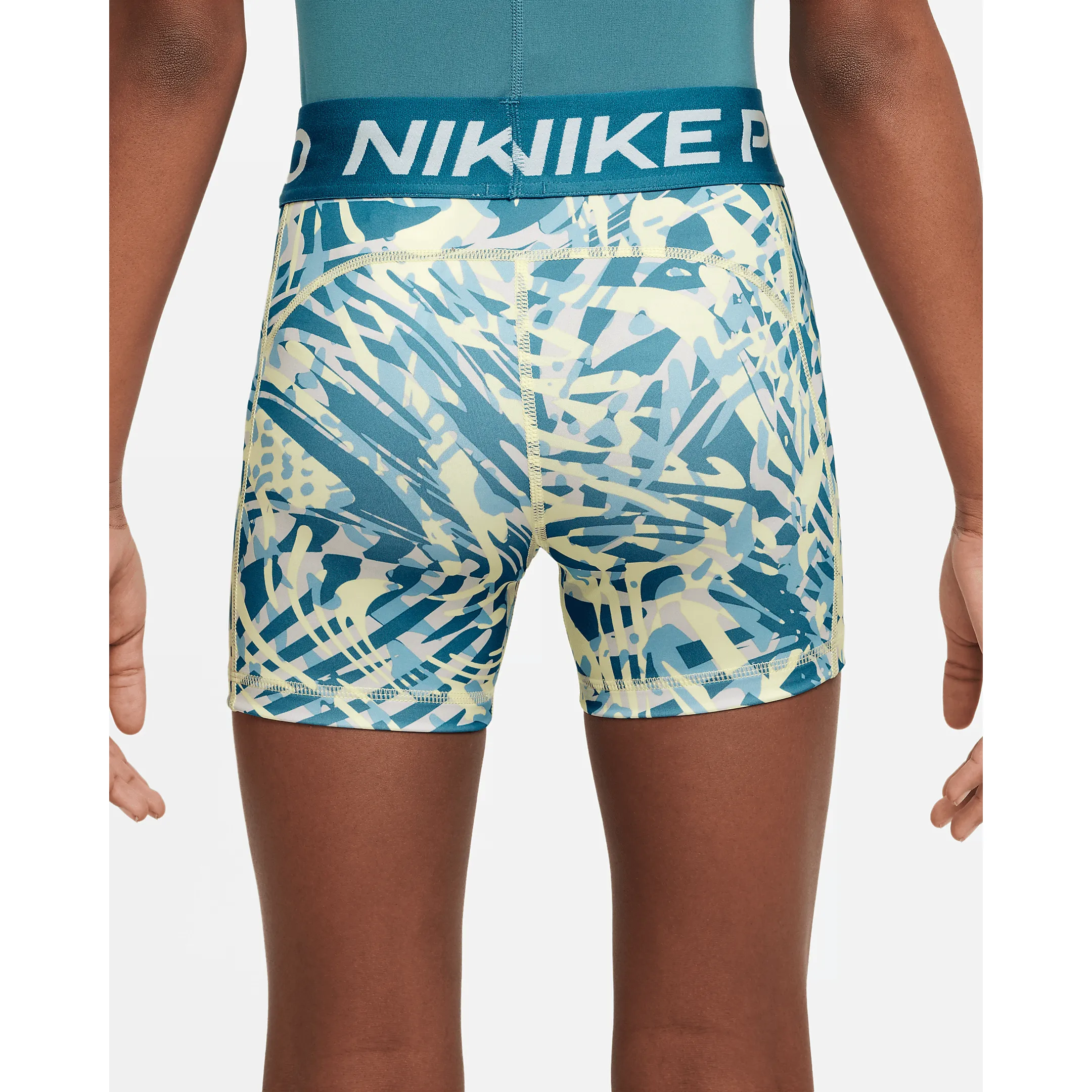 Nike Pro Girls 3in Short