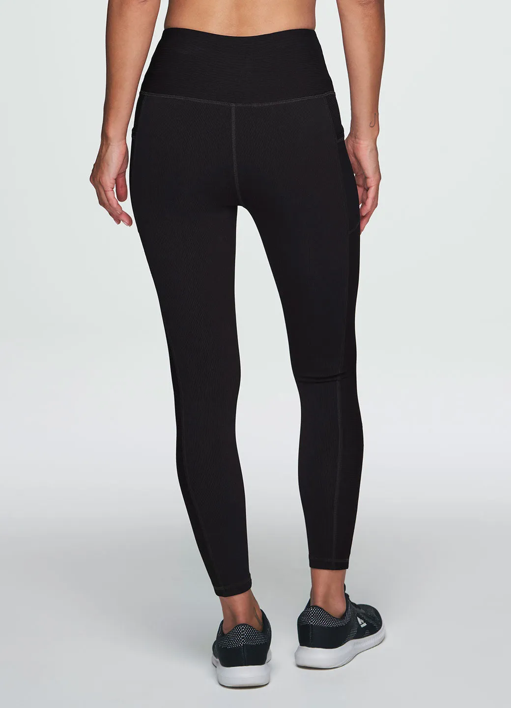 Prime Ribbed Pocket Legging