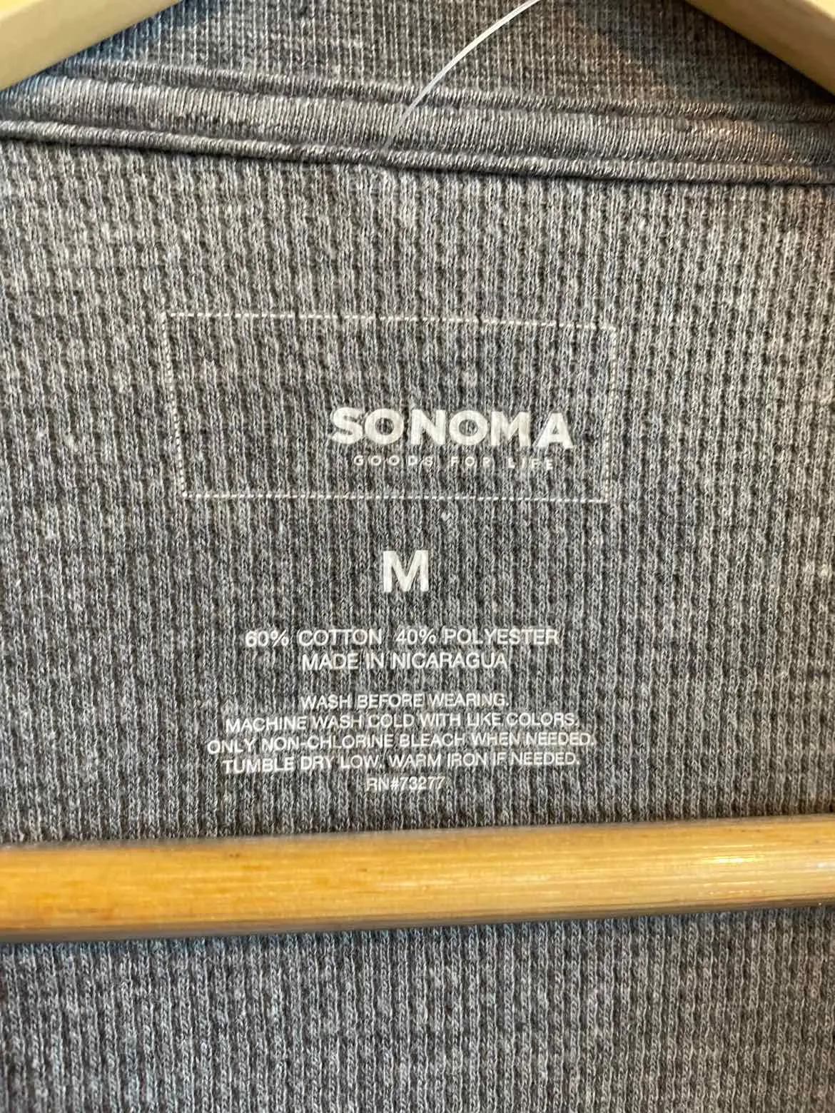 Size Medium Sonoma Men's Long Sleeve Shirt