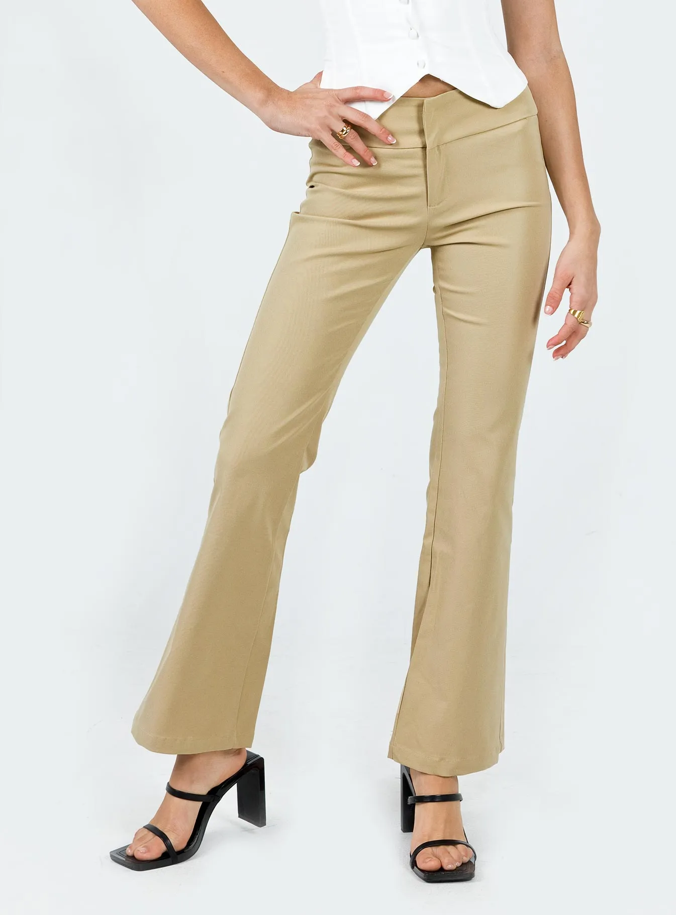 Tabithia Low Rise Pants Beige