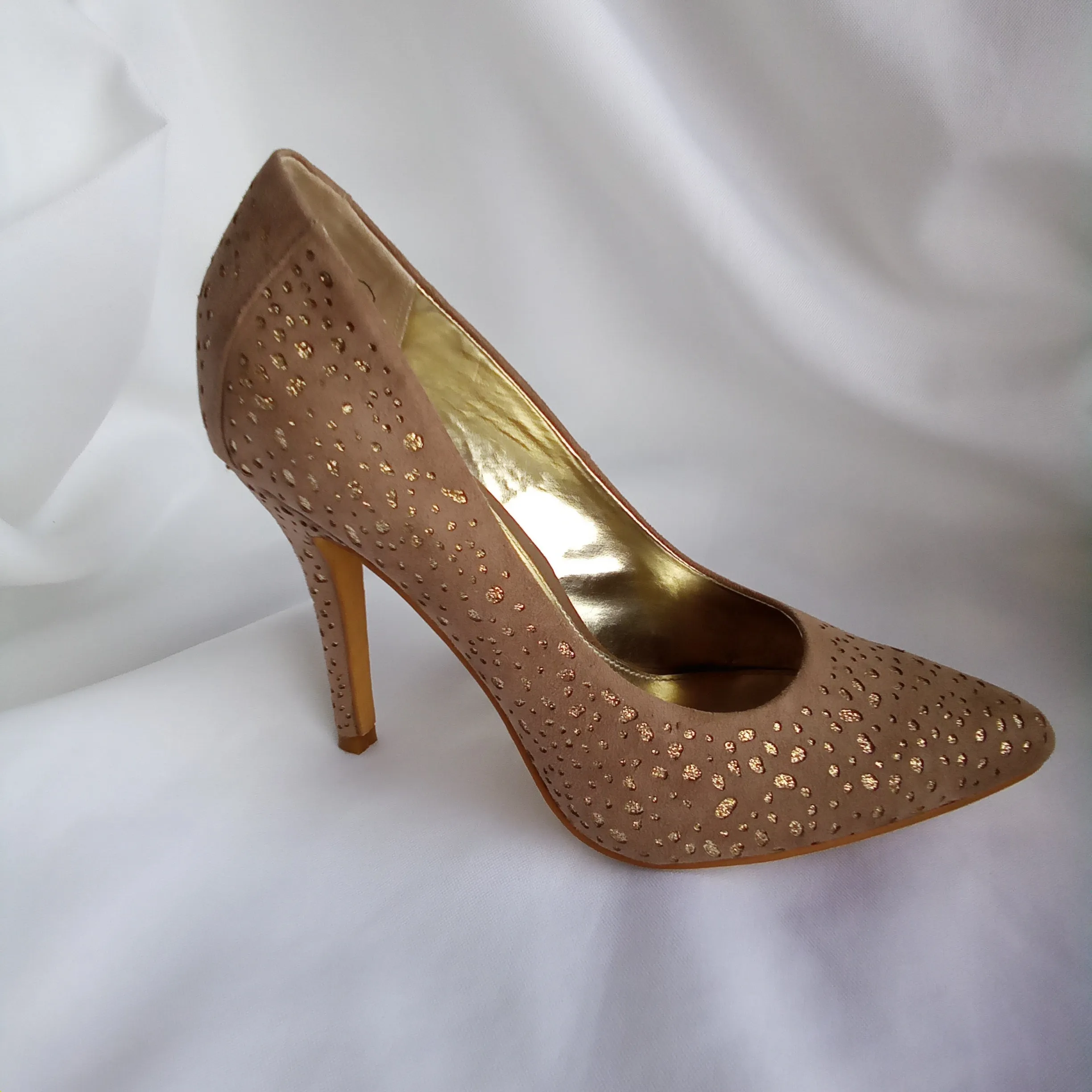 Taupe and Gold Pumps or Heels | Not Rated | Magnetism