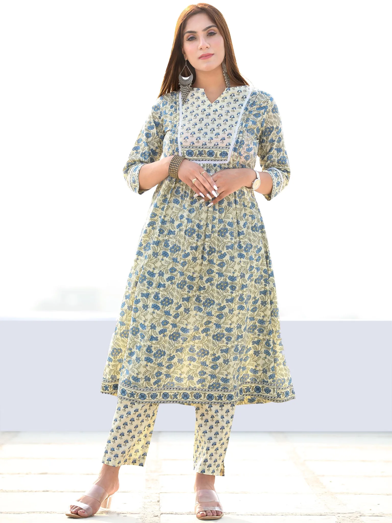 Utsav Apsara - Flared Kurta Pants & Dupatta - KS23A2584D