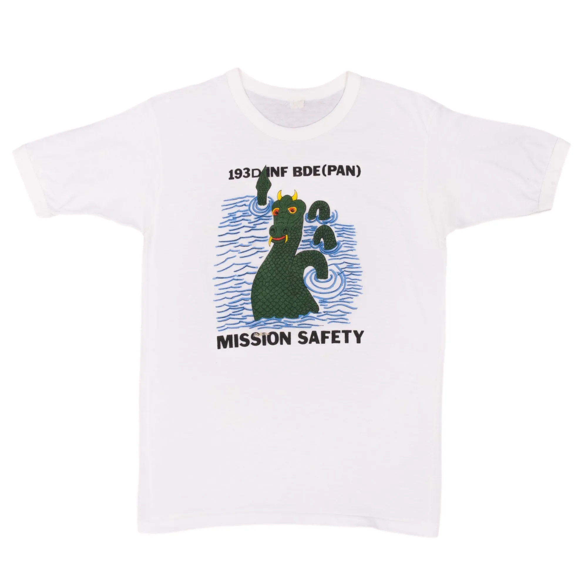 VINTAGE 193 INF BDE MISSION SAFETY DRAGON TEE SHIRT 1960S SIZE SMALL