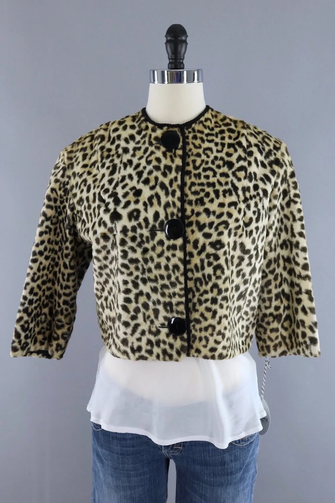 Vintage 1960s Leopard Print Faux Fur Cropped Jacket