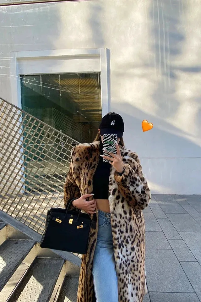 Women's Cozy Luxury Leopard Faux Fur Coat