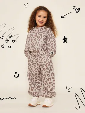 Young Girls Everyday Comfort Leopard Crew Neck Sweatshirt And 90's Sweatpants 2 Piece Set